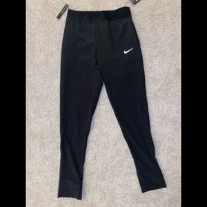 NWT Women Nike Bliss Victory Training Pants Small